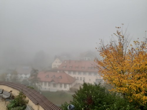 Draußen Nebel - drinnen Gesang...